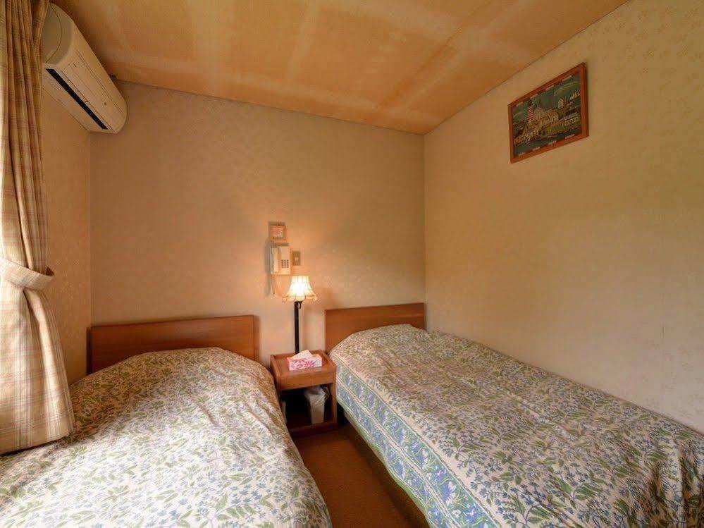 Kawaguchiko Inn Yesterday Fujikawaguchiko Buitenkant foto